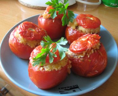 Pomidory faszerowane po Sycylijsku