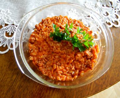 ryż z mięsem mielonym w sosie pomidorowym