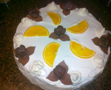 Tort śmietanowo-pomarańczowy