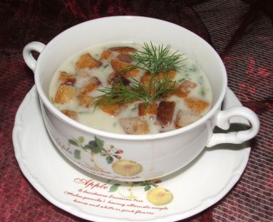 Zupa -  krem z kalafora  z grzankami