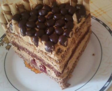 tort czekoladowo-orzechowy