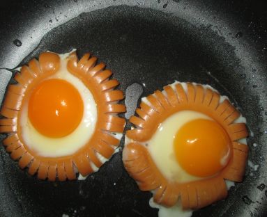Jajko sadzone w parówce