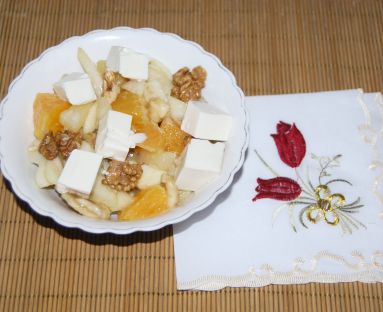 Sałatka owocowa z tofu