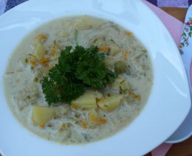zupa ogórkowo-cukiniowa