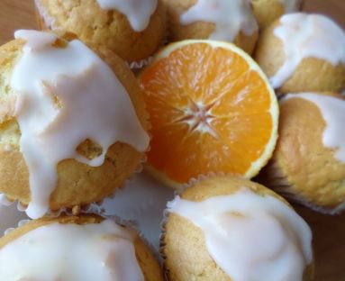 Muffinki pomarańczowo - waniliowe