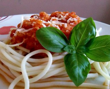 Spaghetti z jarskim sosem