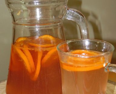 Energetyzujący napój mandarynkowy z imbirem i zieloną herbatą