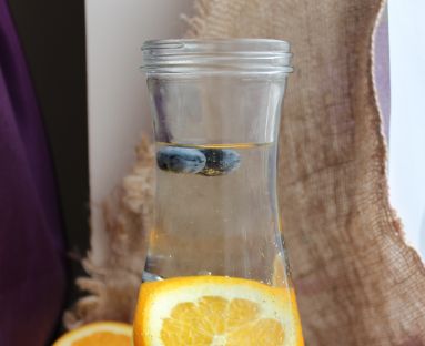 Woda smakowa pomarańczowo - jagodowa