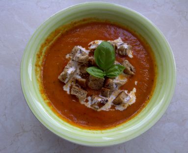 zupa krem z pomidorów z grzankami