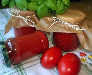 Przecier z pomidorów na zupę lub sos