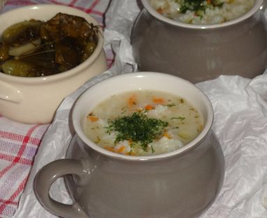 zupa ogórkowa z ryżem
