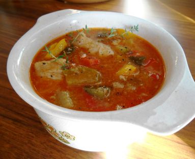 Zupa gulaszowa z papryką (bogracz)