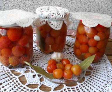 Pomidory w zalewie octowej