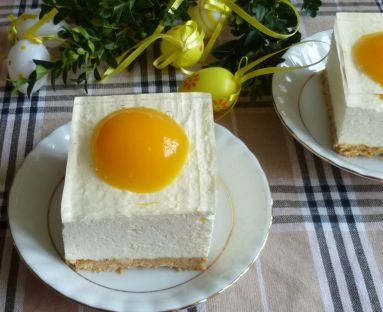 Ciasto bez pieczenia "Jajko sadzone"