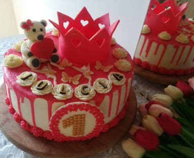 Tort dla Księżniczki na roczek