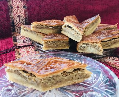 Gata ormiańska- świąteczny placek z orzechami