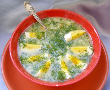 zupa koperkowa z lanymi kluskami i jajkiem