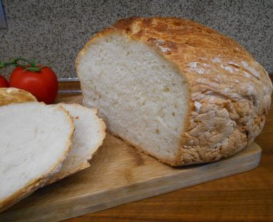 Chleb pszenny na drożdżach (z garnka)