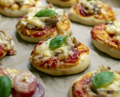 Pizzerinki - mini pizze na imprezę