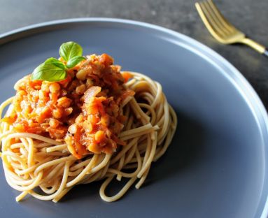 Spaghetti z soczewicą à la bolognese