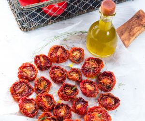 Suszone pomidory z piekarnika