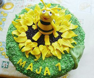 Tort pszczółka Maja