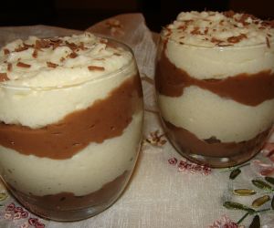 Gotowy pasiasty pudding