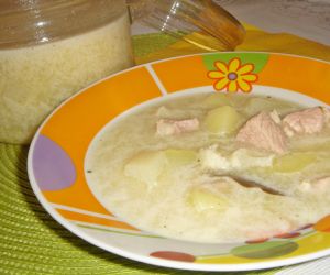 zupa kalafiorowa z mięsną wkładką