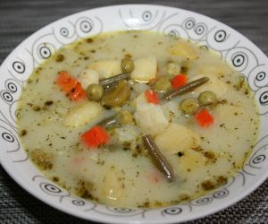 Zupa wiosenna - jarzynowa wg Karioki