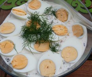 jajka w sosie tatarskim