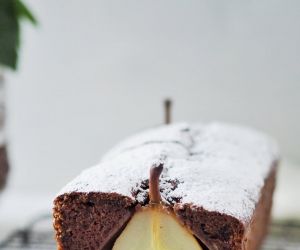 Kakaowe ciasto z gruszkami