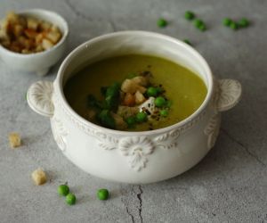 zupa z zielonego groszku