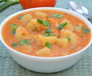 Zupa koperkowo-pomidorowa