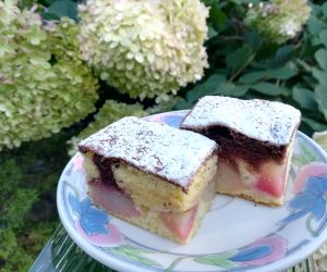 Ciasto dwukolorowe z brzoskwiniami