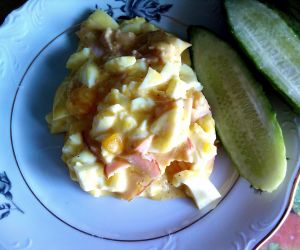 Sałatka z jajek gotowanych na półtwardo i polędwicy sopockiej wg MonikaW