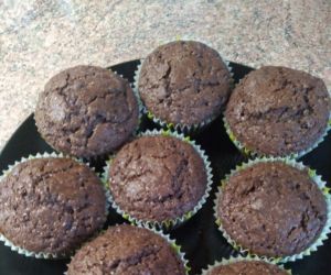 Muffiny czekoladowe z kawałkami czekolady