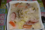 Zupa ogórkowa na żeberkach z kiełbasą