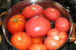 zdejmowanie skórki z pomidorów