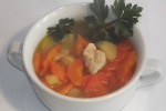 Zupa marchewkowa z kurczakiem