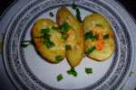 młode ziemniaki z grilla z mozzarellą