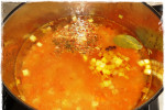 Zupa kalafiorowa z papryką i makaronem