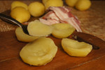 Kartofle oberżysty - wydrążanie