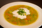 Zupa warzywna z kaszą jaglaną i pestkami słonecznika