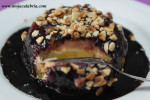 Zucchotto-wloski deser z lodem i goraca czekolada