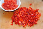 pokrojona papryka i pomidory