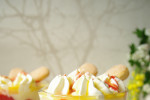  Trifle z ajerkoniakiem i truskawkami 