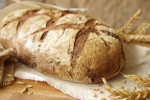 Chleb pszenny na zakwasie z karmelizowaną cebulką 
