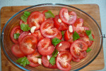 Krem z pomidorów z mozzarellą ala caprese