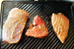 Stek z tuńczyka marynowana i grillowany