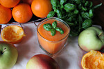 Koktajl witaminowy z pomarańczy i marchewki
